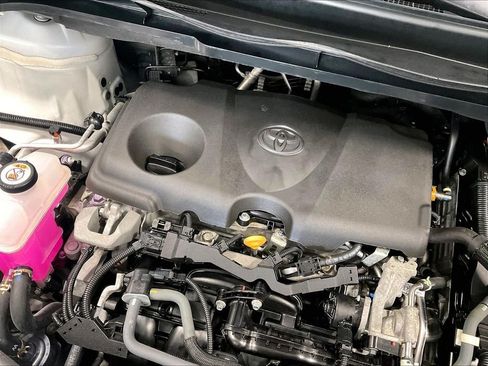 Used 2021 Toyota Sienna XLE w/ XLE Plus Package AWD/4WD image 36