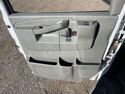 New 2025 GMC Savana 2500 Extended w/ Driver Convenience Package image 22