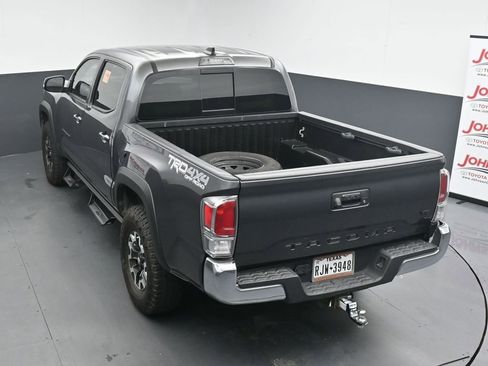 Used 2022 Toyota Tacoma TRD Off-Road AWD/4WD image 14