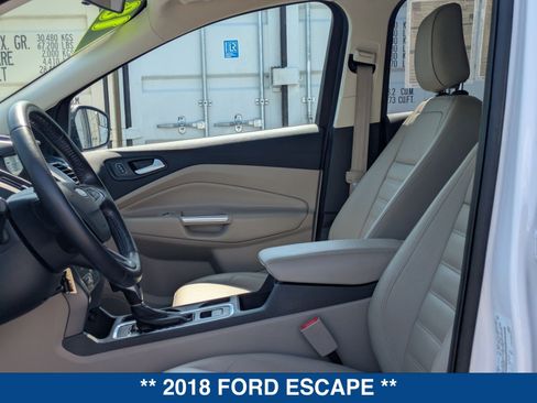 Certified 2018 Ford Escape SEL FWD image 21