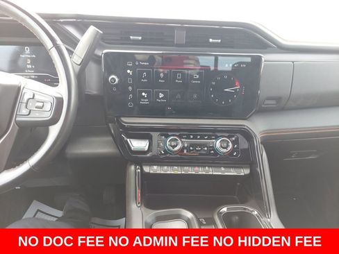Used 2024 GMC Sierra 2500 AT4 w/ AT4 Premium Plus Package AWD/4WD image 18