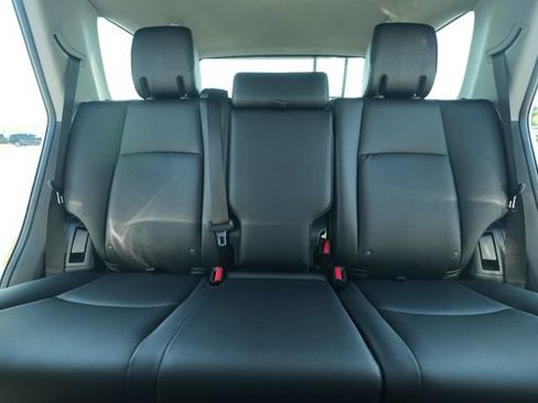 Used 2021 Toyota 4Runner TRD Off-Road Premium w/ Moonroof Package AWD/4WD image 38