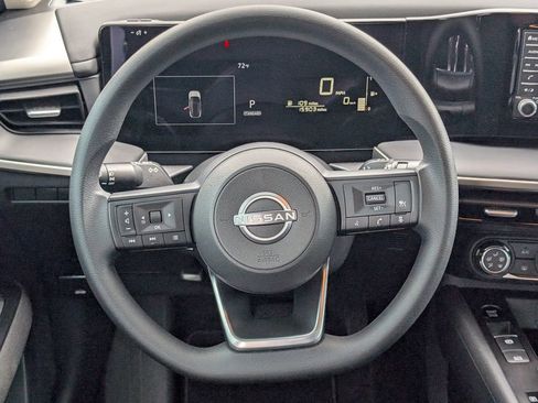 Used 2025 Nissan Kicks S FWD image 14