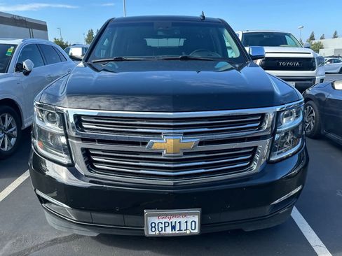 Used 2019 Chevrolet Suburban Premier AWD/4WD image 6