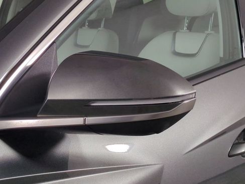 Used 2022 Hyundai Tucson Limited FWD image 12