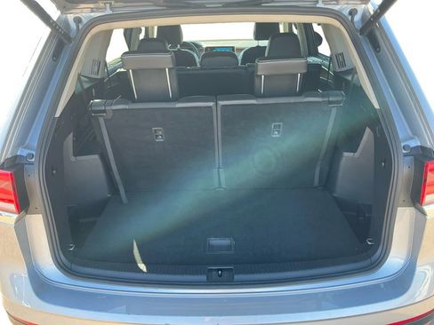 Used 2025 Volkswagen Atlas SE AWD/4WD image 22