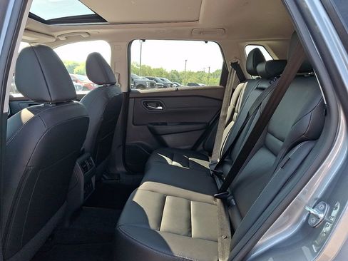 Used 2023 Nissan Rogue SL AWD/4WD image 10