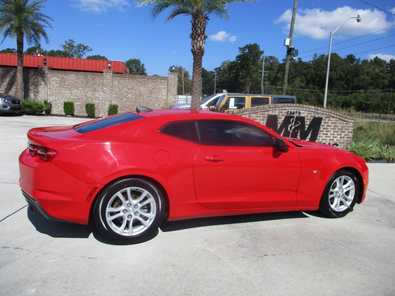 Used 2020 Chevrolet Camaro LS RWD image 3