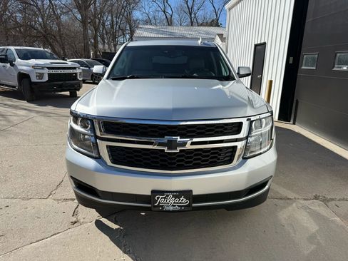 Used 2019 Chevrolet Suburban LT w/ Max Trailering Package image 3
