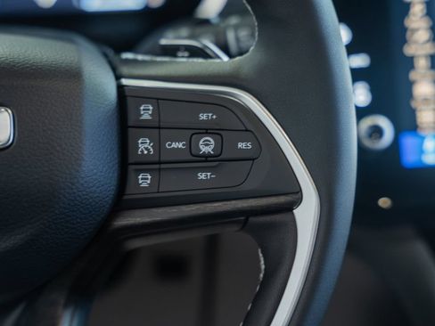 New 2026 Jeep Grand Cherokee Limited AWD/4WD image 29