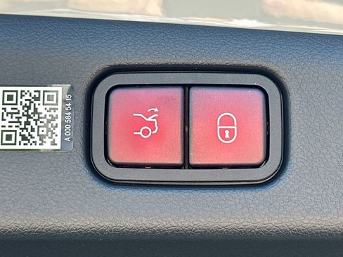 New 2026 Mercedes-Benz E 350 Sedan image 21