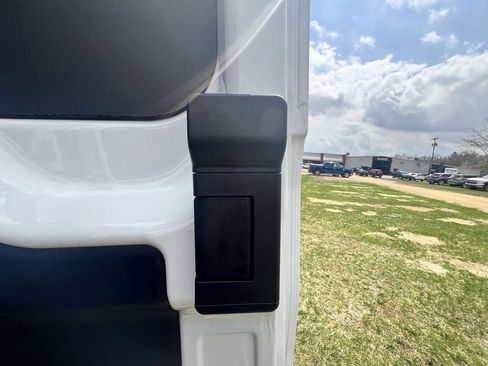 New 2026 Ford Transit 250 148 Medium Roof RWD image 30