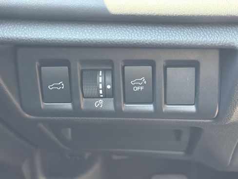 Certified 2025 Subaru Outback Limited AWD/4WD image 26