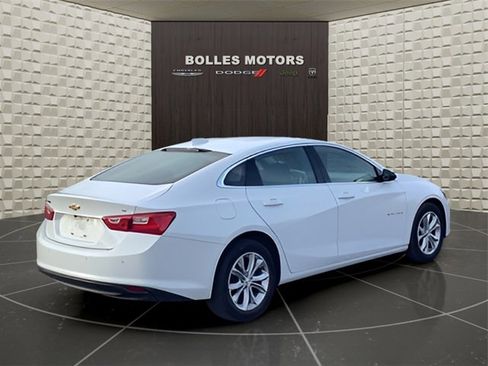 Used 2024 Chevrolet Malibu LT image 4