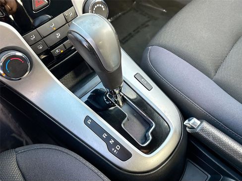 Used 2014 Chevrolet Cruze LT w/ All-Star Edition image 16