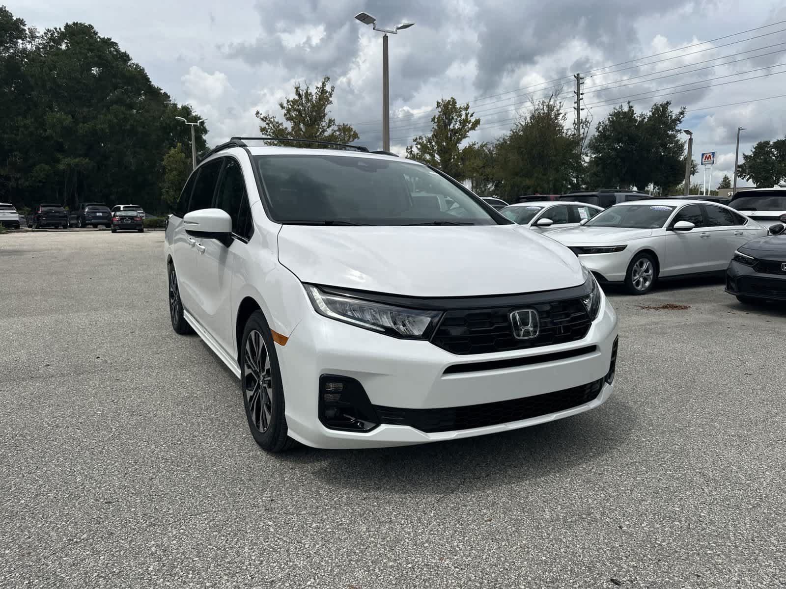 New 2027 Honda Odyssey Elite image 7