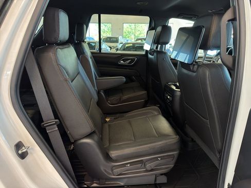 Used 2021 Chevrolet Tahoe High Country AWD/4WD image 15