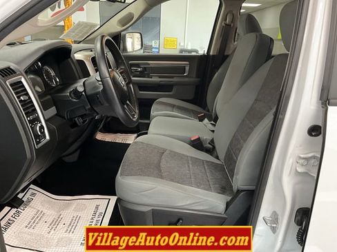 Used 2019 RAM 1500 Big Horn AWD/4WD image 16
