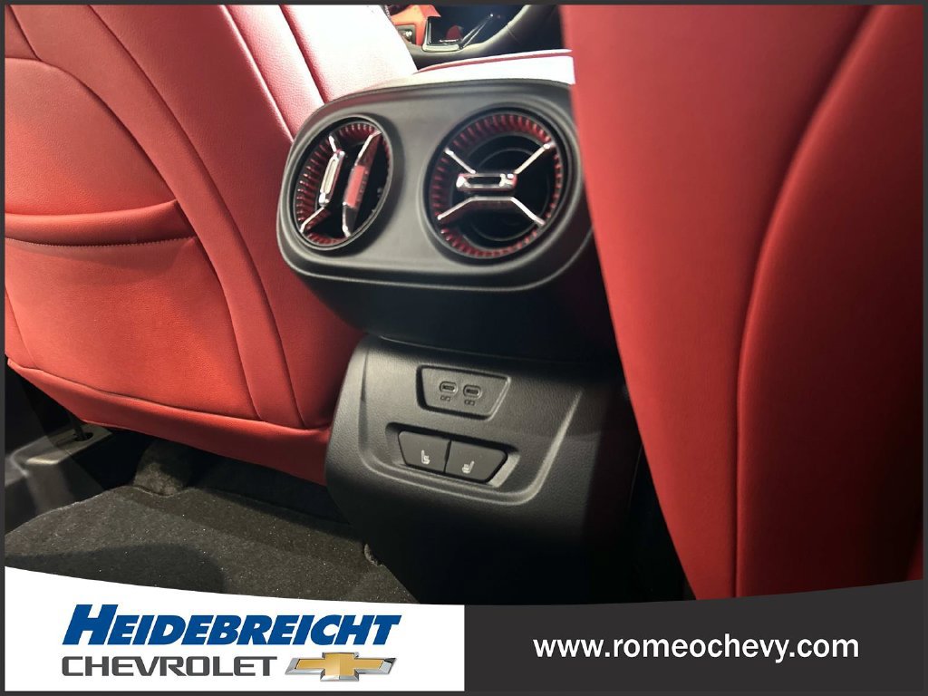 Used 2024 Chevrolet Blazer EV RS AWD/4WD image 17