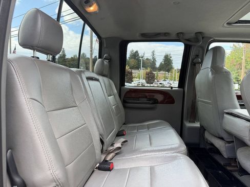 Used 2006 Ford F350 Lariat AWD/4WD image 23