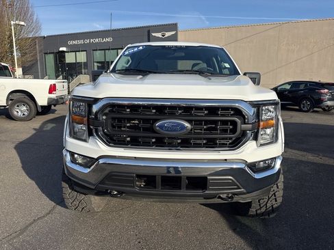 Used 2023 Ford F150 XLT w/ Trailer Tow Package image 2