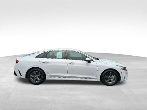 Used 2023 Kia K5 LXS FWD image 5