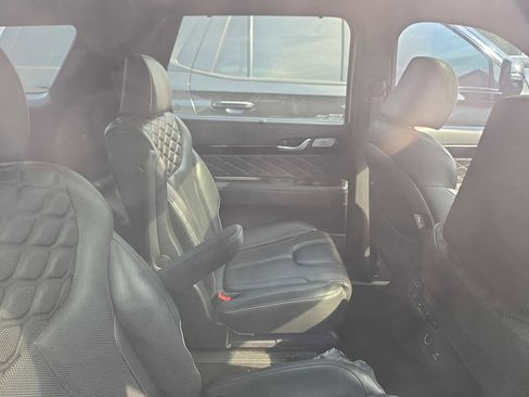 Used 2022 Hyundai Palisade Calligraphy w/ Cargo Package image 12