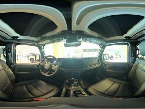 New 2025 Jeep Wrangler Unlimited Rubicon 392 image 17