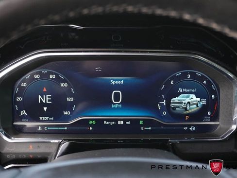 Used 2024 Chevrolet Silverado 1500 LTZ w/ Technology Package image 34