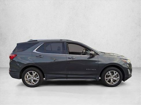 Used 2019 Chevrolet Equinox LT image 4