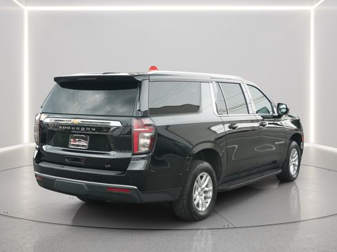 Used 2024 Chevrolet Suburban LT AWD/4WD image 8
