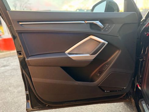 Used 2025 Audi Q3 2.0T Premium Plus w/ Premium Plus Package image 13