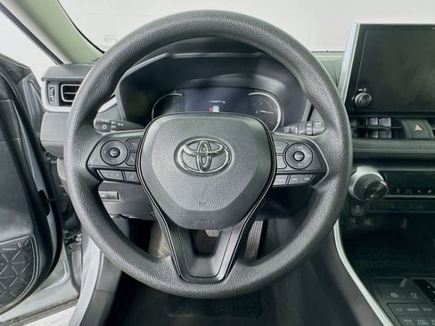 Certified 2025 Toyota RAV4 XLE AWD/4WD image 11
