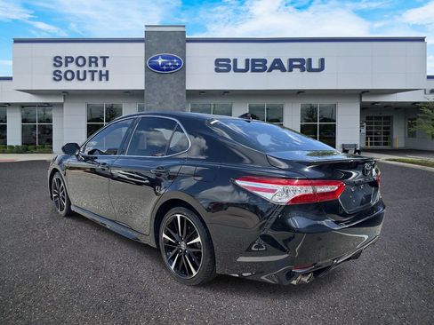 Used 2020 Toyota Camry XSE FWD image 5