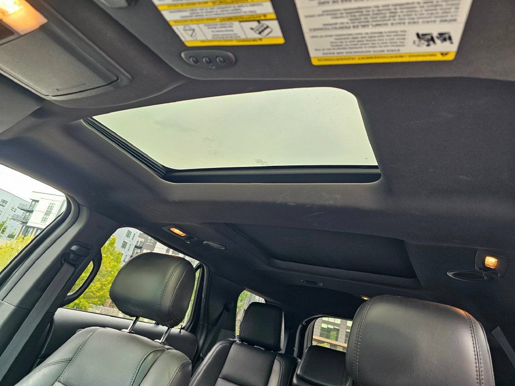 Used 2015 Ford Explorer Limited AWD/4WD image 10