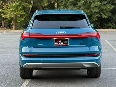 Used 2019 Audi e-tron Premium Plus image 5