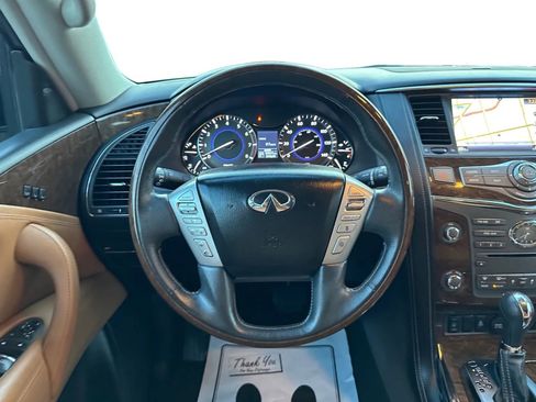 Used 2016 INFINITI QX80 4WD w/ Signature Edition Package image 12