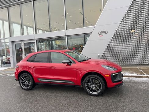 Used 2025 Porsche Macan Turbo image 13