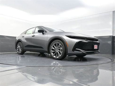 New 2026 Toyota Crown Limited w/ Advanced Technology Package image 27