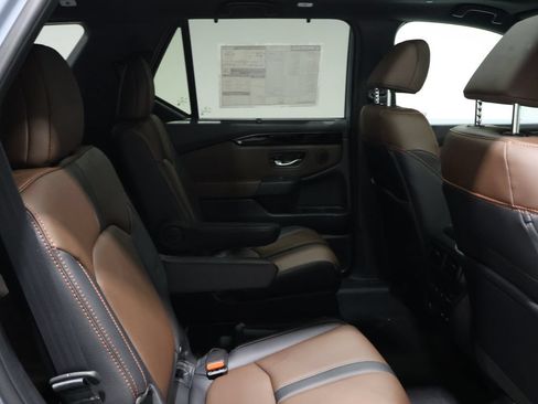 New 2026 Honda Pilot TrailSport image 15