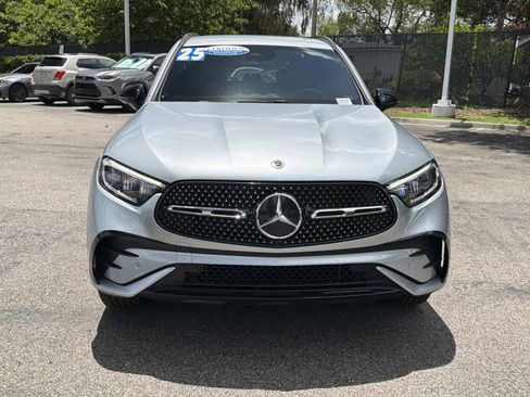 Certified 2025 Mercedes-Benz GLC 300 4MATIC image 8