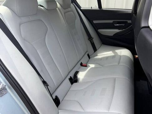 Used 2015 BMW M3 w/ Lighting Package RWD image 24