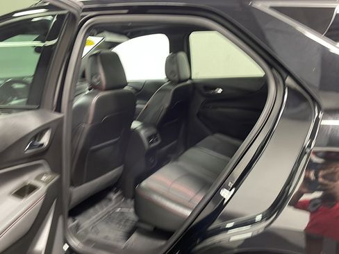 Used 2023 Chevrolet Equinox RS FWD image 15