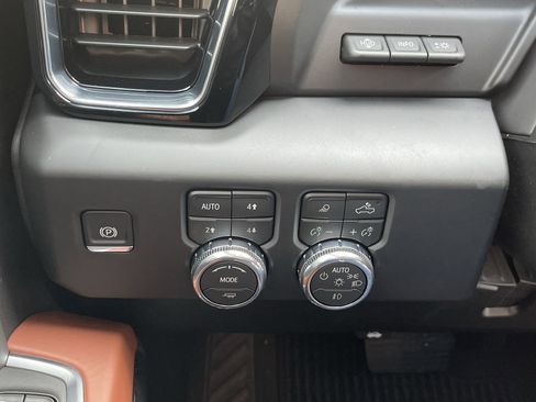 New 2026 GMC Sierra 3500 Denali Ultimate image 54