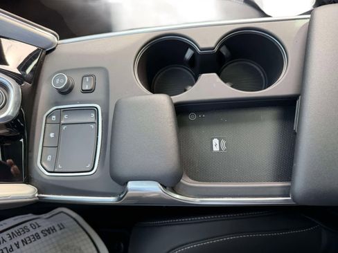 Certified 2025 Acura TLX w/Technology Package image 22