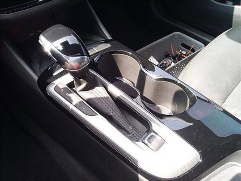 Used 2025 Buick Envista Avenir FWD image 19