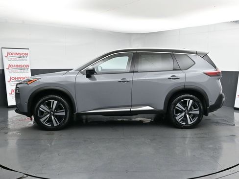 Used 2023 Nissan Rogue SL w/ SL Premium Package image 5