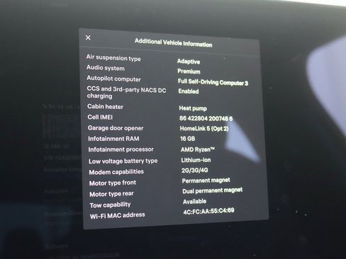 Used 2022 Tesla Model X Plaid image 26