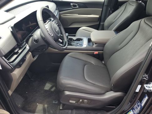 New 2026 Kia Carnival image 5