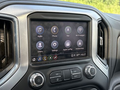 Used 2022 GMC Sierra 1500 SLT w/ SLT Premium Plus Package AWD/4WD image 5
